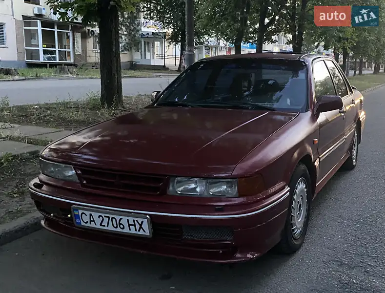 Mitsubishi Galant 1989
