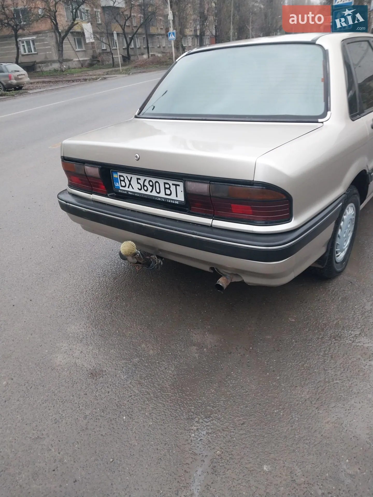 Mitsubishi Galant 1988 VIN JMBSNE34AJZ301235 фото оголошення 4 з 5