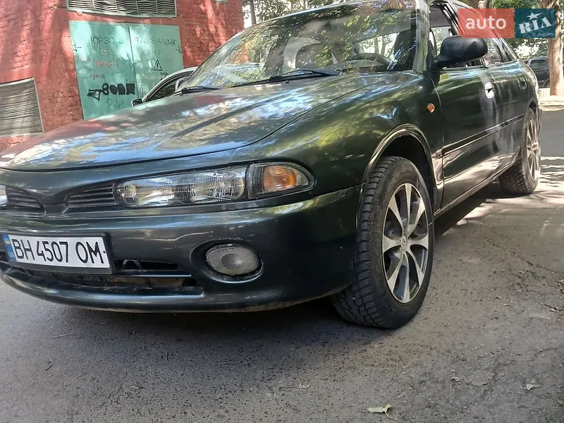 Mitsubishi Galant