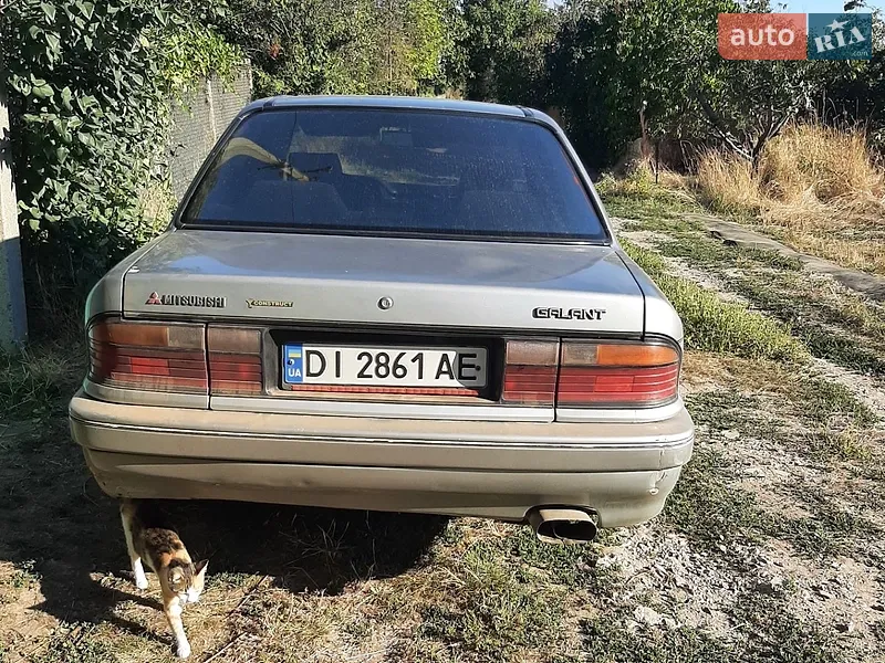 Mitsubishi Galant 1988
