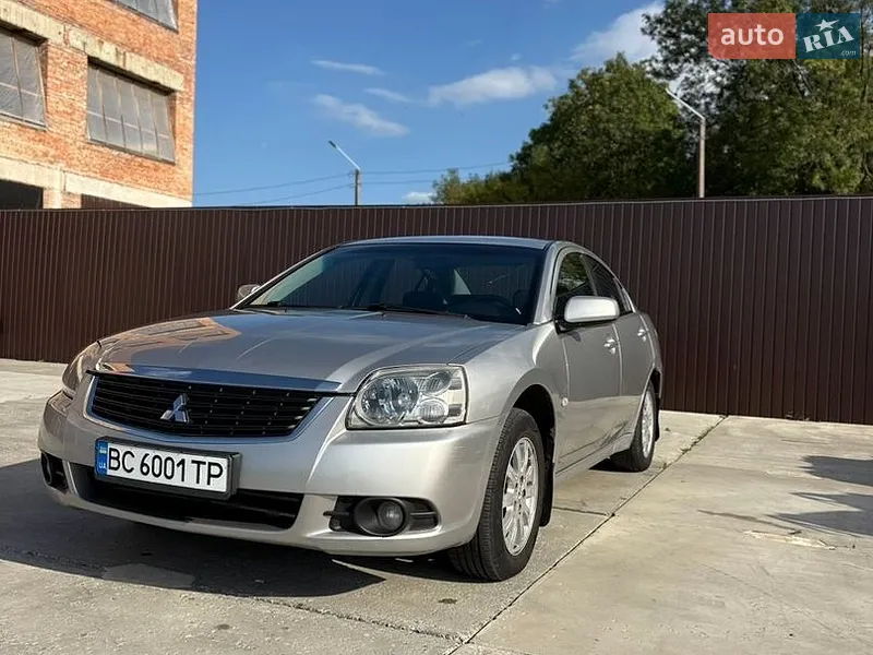 Mitsubishi Galant