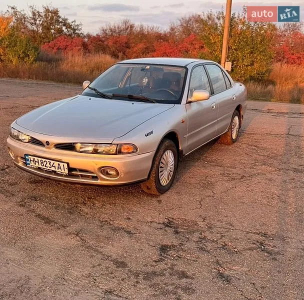 Mitsubishi Galant