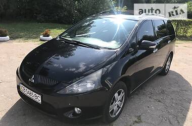 Mitsubishi Grandis  2006