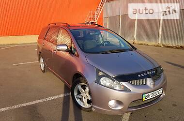 Mitsubishi Grandis  2005