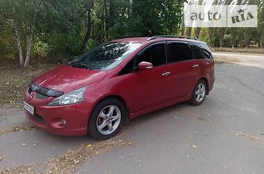 Mitsubishi Grandis  2007