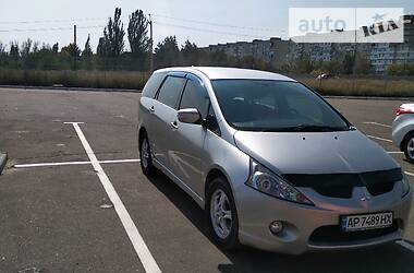 Mitsubishi Grandis  2008