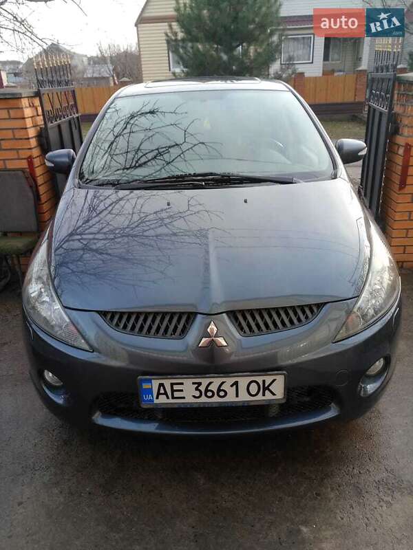 Універсал Mitsubishi Grandis