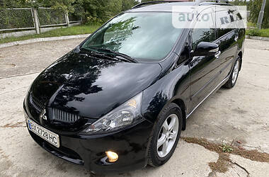 Mitsubishi Grandis  2006