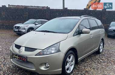 Mitsubishi Grandis 2006
