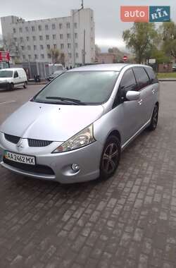 Mitsubishi Grandis  2007