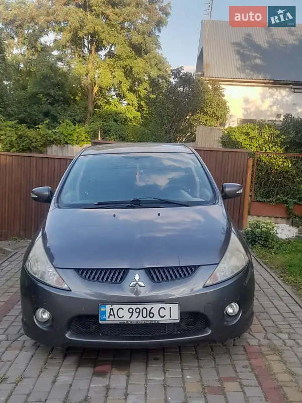Mitsubishi Grandis
