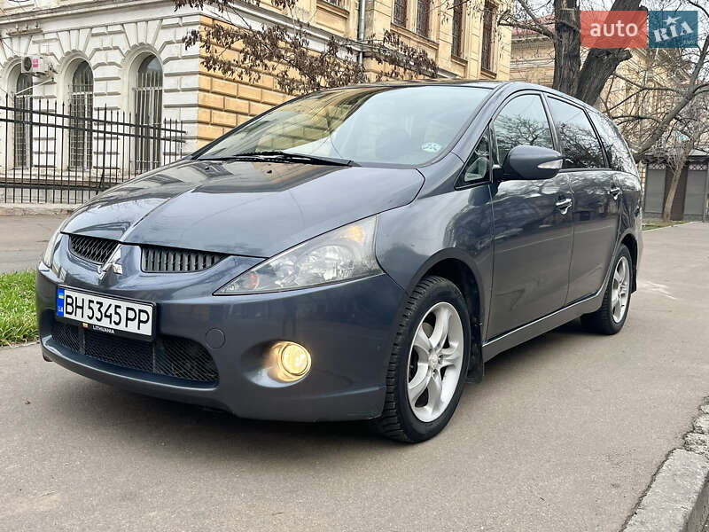 Mitsubishi Grandis 2005 року в Одесі