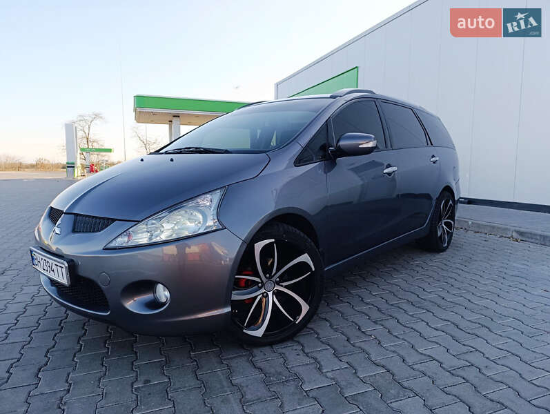 Mitsubishi Grandis 2008 року в Одесі