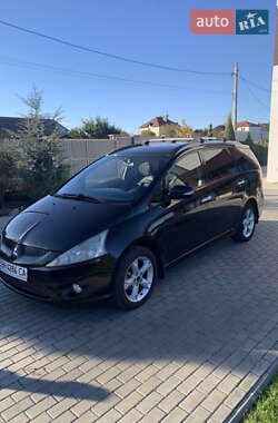 Mitsubishi Grandis  2008