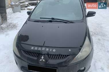 Mitsubishi Grandis 2007