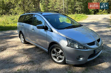 Mitsubishi Grandis  2006