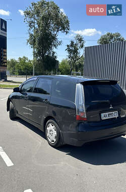 Mitsubishi Grandis  2007
