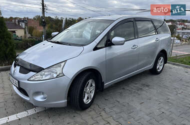 Mitsubishi Grandis  2008