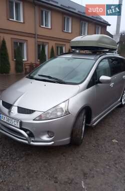 Mitsubishi Grandis  2008