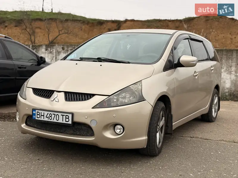 Mitsubishi Grandis