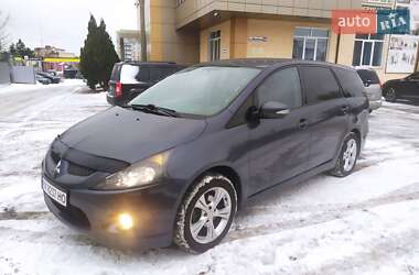 Mitsubishi Grandis  2006