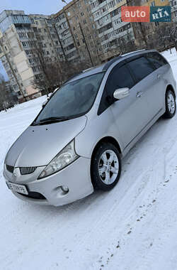 Mitsubishi Grandis  2007