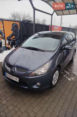 Mitsubishi Grandis  2007