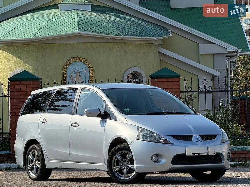 Mitsubishi Grandis