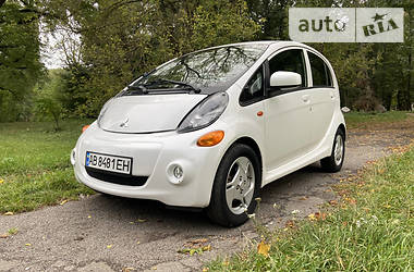 Mitsubishi i-MiEV FULL 2012