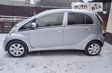 Mitsubishi i-MiEV  2015