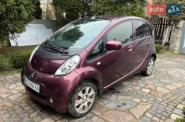 Mitsubishi i-MiEV  2013