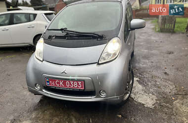 Mitsubishi i-MiEV  2013