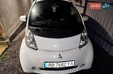 Mitsubishi i-MiEV  2013