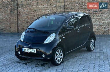 Mitsubishi i-MiEV 2015