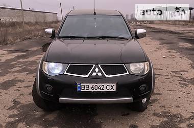 Mitsubishi L 200  2011