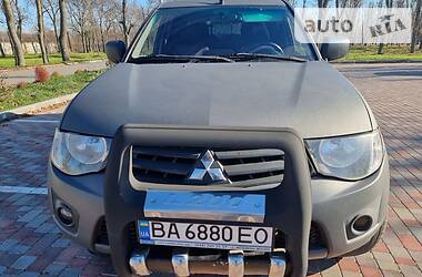 Mitsubishi L 200  2013