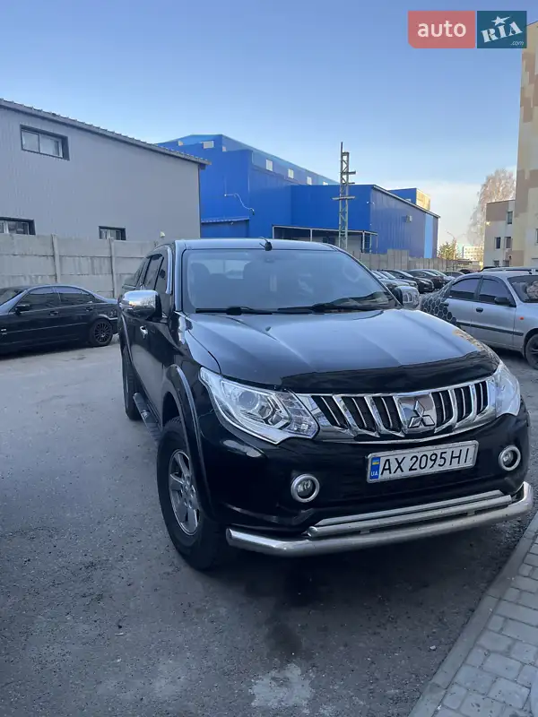 Mitsubishi L 200 2016