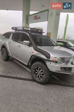 Mitsubishi L 200  2008