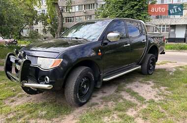 Mitsubishi L 200  2007