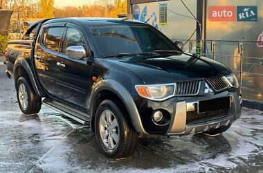 Mitsubishi L 200  2008