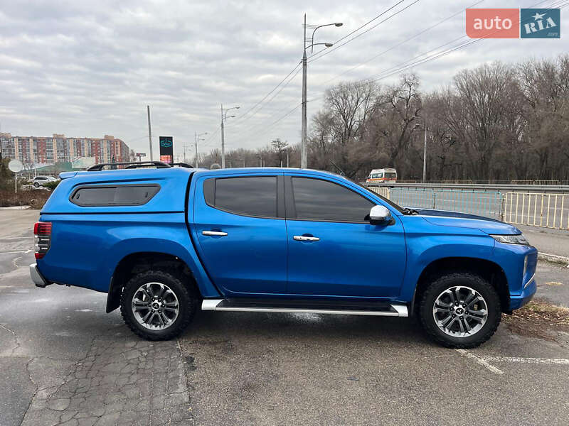 Mitsubishi L 200