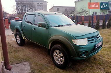 Mitsubishi L 200  2014
