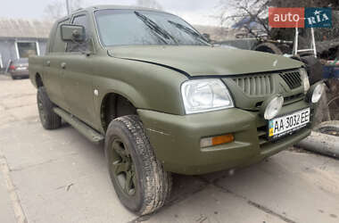 Mitsubishi L 200  2006