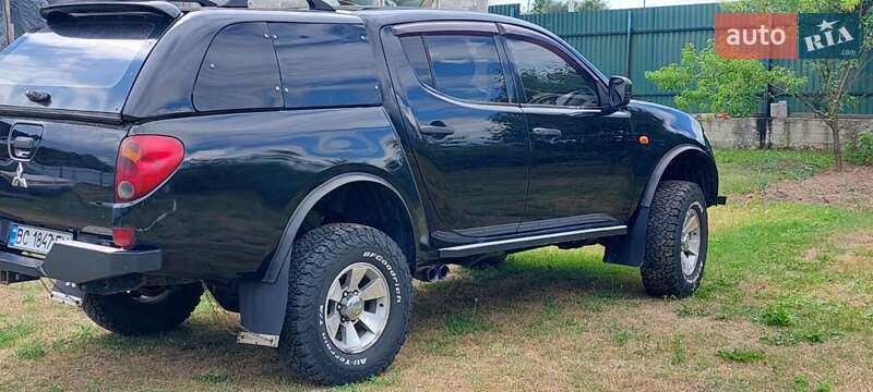 Mitsubishi L 200