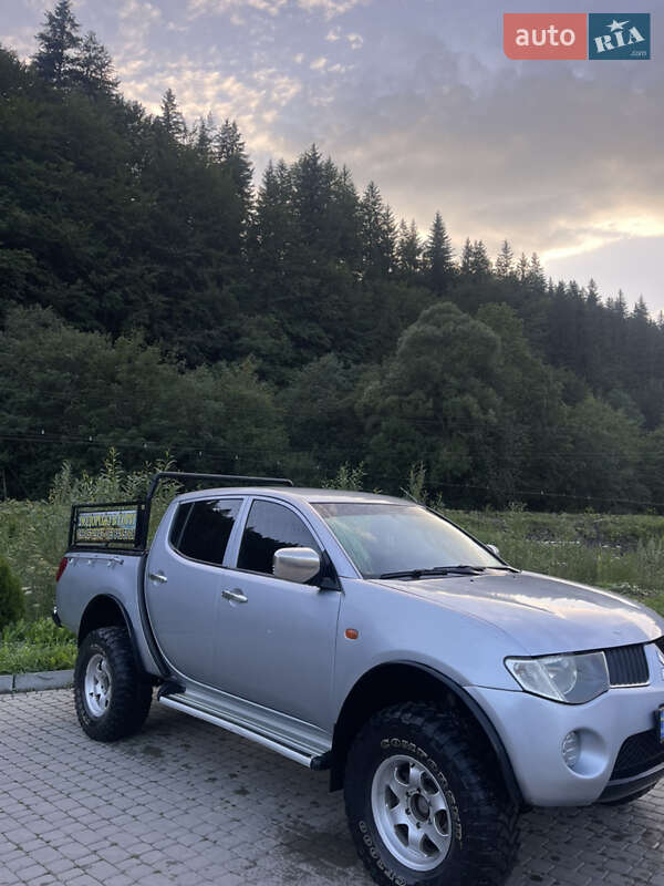 Mitsubishi L 200