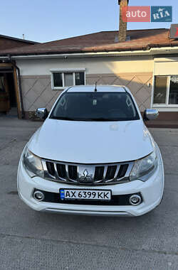 Mitsubishi L 200  2016