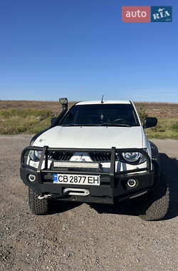 Mitsubishi L 200 2007