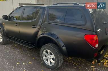 Mitsubishi L 200  2008