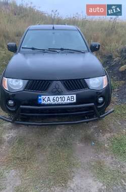 Mitsubishi L 200  2007
