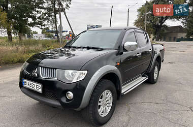 Mitsubishi L 200  2009
